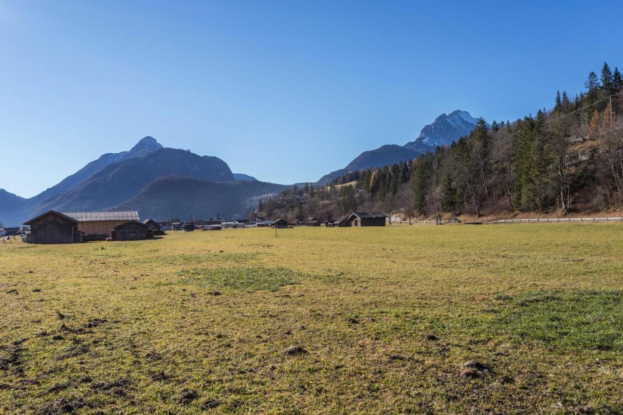 Ferienwohnung Granat Mittenwald Exterior foto
